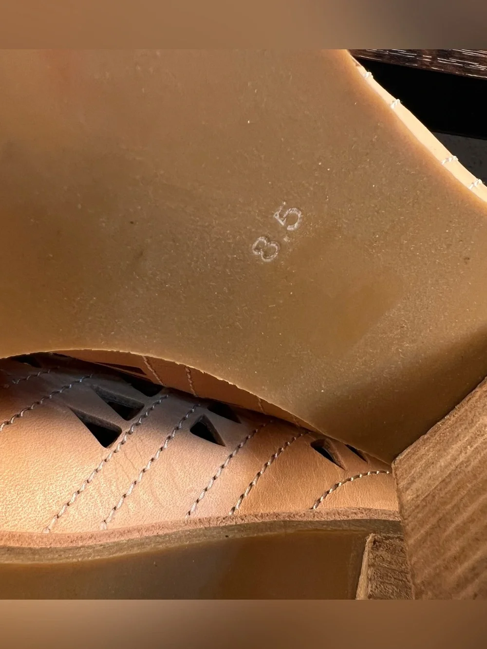 Jeffrey Campbell shipped as